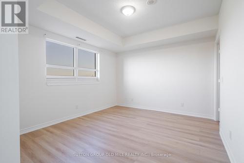 515 - 9245 Jane Street, Vaughan, ON - Indoor Photo Showing Other Room