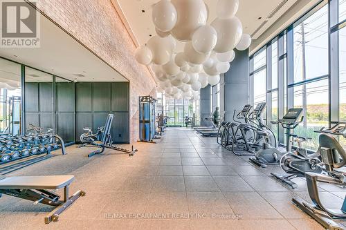 325 - 3220 William Coltson Ave Avenue E, Oakville, ON - Indoor Photo Showing Gym Room