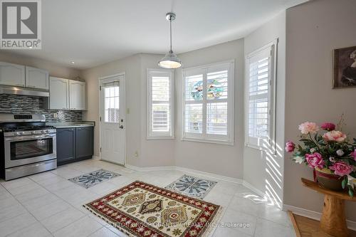 16 Wilson Crescent, Southgate, ON - Indoor Photo Showing Kitchen