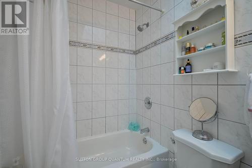 16 Wilson Crescent, Southgate, ON - Indoor Photo Showing Bathroom