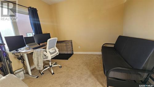 141 Valley Park Place, Swift Current, SK - Indoor Photo Showing Office