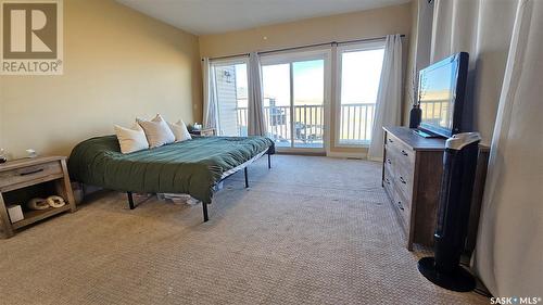 141 Valley Park Place, Swift Current, SK - Indoor Photo Showing Bedroom