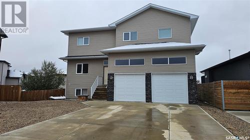 141 Valley Park Place, Swift Current, SK - Outdoor