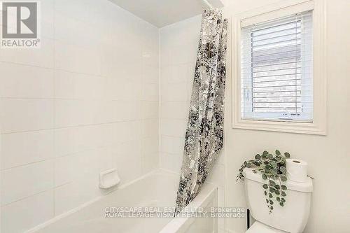 531 Stream Crescent, Oakville, ON - Indoor Photo Showing Bathroom