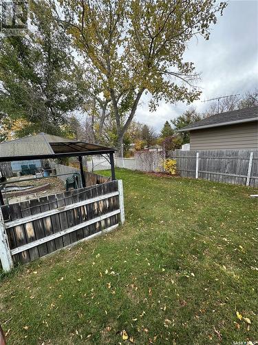 5373 Kings Avenue, Gull Lake, SK - Outdoor