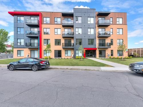 FaÃ§ade - 107-3025 Av. Des Gouverneurs, Laval (Duvernay), QC - Outdoor With Facade