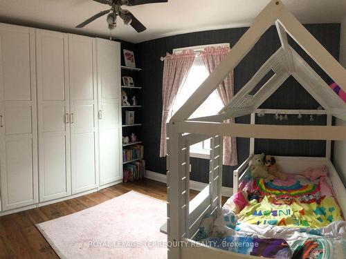 Upper-150 Osler St, Toronto, ON - Indoor Photo Showing Bedroom