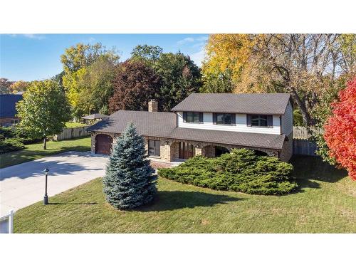 27 Metcalfe Drive, Sarnia, ON 