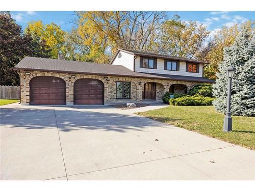 27 Metcalfe Drive, Sarnia, ON 