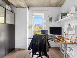 Bureau - 