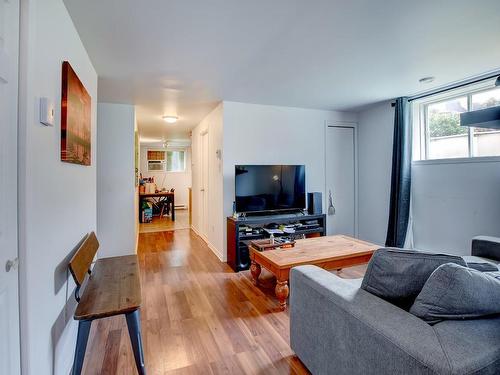 Salon - 66  - 66A Rue Des Tourterelles, Blainville, QC - Indoor Photo Showing Living Room