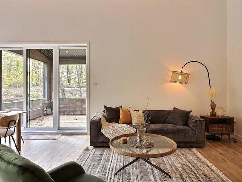 Salon - 3205 Rue De La Musarde, Wentworth-Nord, QC - Indoor Photo Showing Living Room