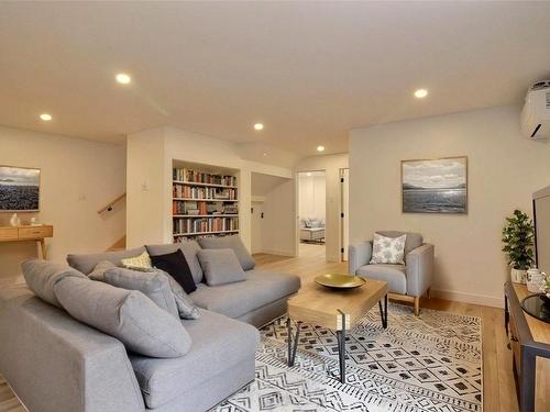 Salle familiale - 3205 Rue De La Musarde, Wentworth-Nord, QC - Indoor Photo Showing Living Room