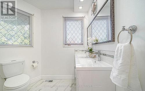 27 Fothergill Court, Whitby (Lynde Creek), ON - Indoor Photo Showing Bathroom