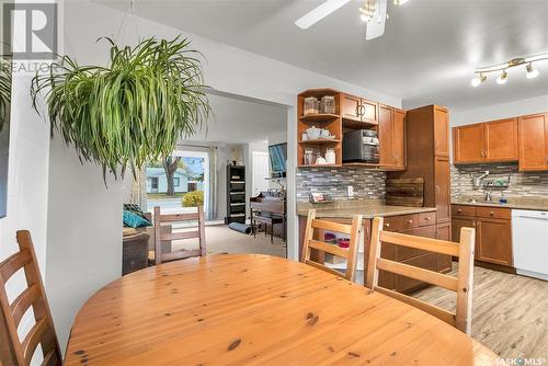 442 X Avenue N, Saskatoon, SK - Indoor Photo Showing Dining Room