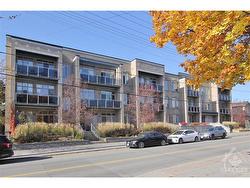 206-682 CHURCHILL Avenue  Ottawa, ON K1Z 5G5