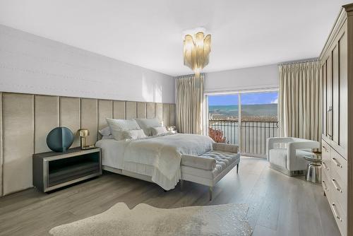 2305 Bridgeview Road, West Kelowna, BC - Indoor Photo Showing Bedroom