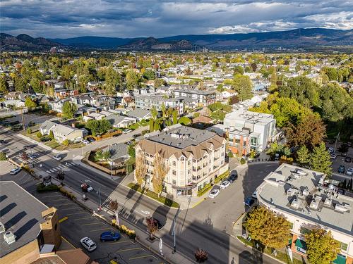 401-538 Mckay Avenue, Kelowna, BC - Outdoor With View