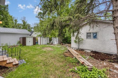 1461 Wellington S Cr, Winnipeg, MB 