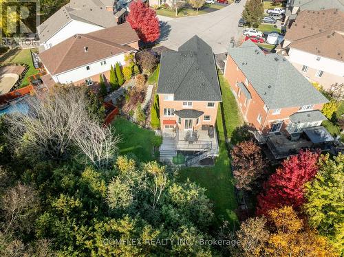 39 Blossomview Court, Whitby, ON - Outdoor With View