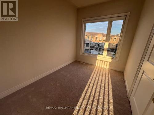 111 Tennant Circle, Vaughan, ON - Indoor Photo Showing Other Room