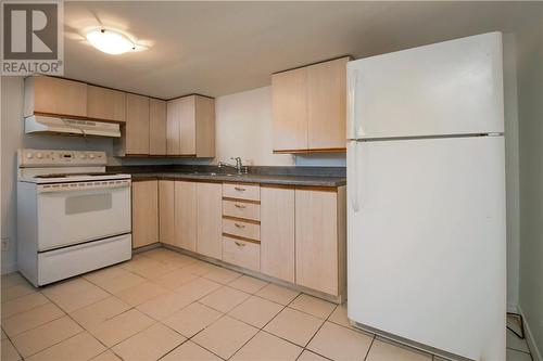 749 Ontario Street, Sudbury, ON - Indoor Photo Showing Kitchen