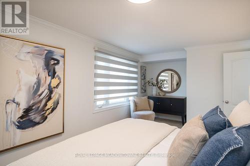 822 Laurier Avenue, Milton, ON - Indoor Photo Showing Bedroom