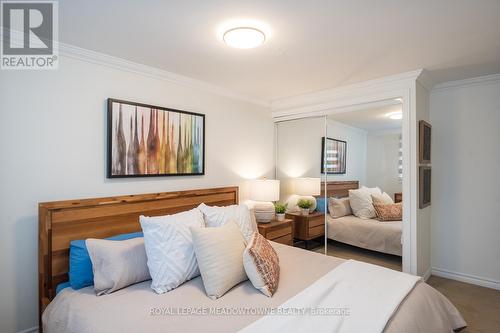 822 Laurier Avenue, Milton, ON - Indoor Photo Showing Bedroom