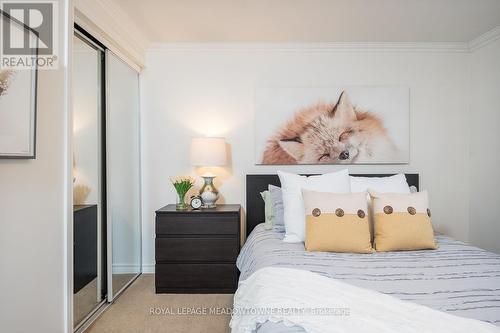 822 Laurier Avenue, Milton, ON - Indoor Photo Showing Bedroom