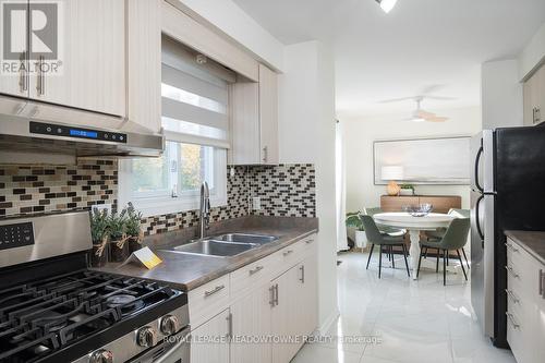 822 Laurier Avenue, Milton, ON - Indoor Photo Showing Kitchen With Double Sink