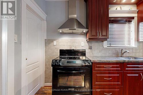 112 Fifth Street, Toronto, ON - Indoor Photo Showing Kitchen