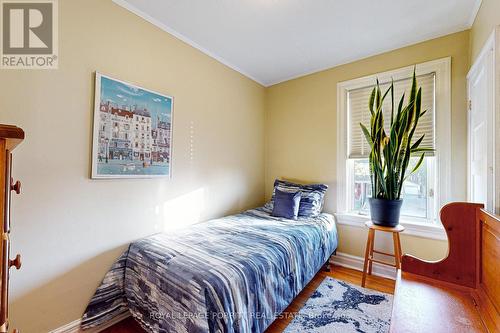 112 Fifth Street, Toronto, ON - Indoor Photo Showing Bedroom