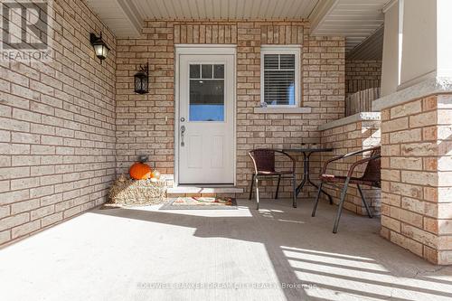 250 Apple Hill Crescent, Kitchener, ON - Outdoor With Exterior