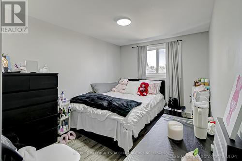 379 Dwight Avenue, Oshawa, ON - Indoor Photo Showing Bedroom