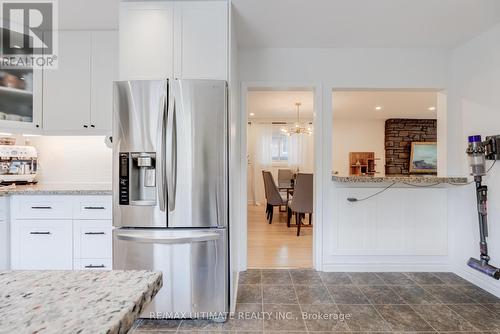 171 Coronation Drive, Toronto, ON - Indoor Photo Showing Kitchen With Stainless Steel Kitchen With Upgraded Kitchen