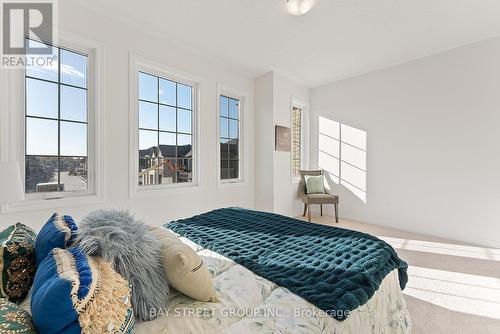 1056 Pisces Trail, Pickering, ON - Indoor Photo Showing Bedroom