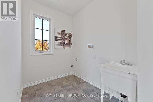 1056 Pisces Trail, Pickering, ON - Indoor Photo Showing Other Room