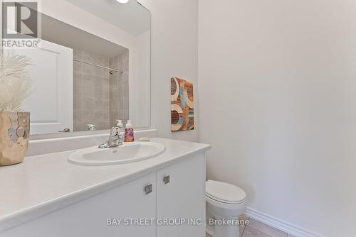 1056 Pisces Trail, Pickering, ON - Indoor Photo Showing Bathroom