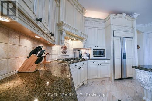 1000 Dalton Road, Timmins (Dalton Rd.), ON - Indoor Photo Showing Kitchen