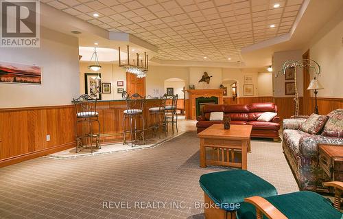 1000 Dalton Road, Timmins (Dalton Rd.), ON - Indoor Photo Showing Living Room