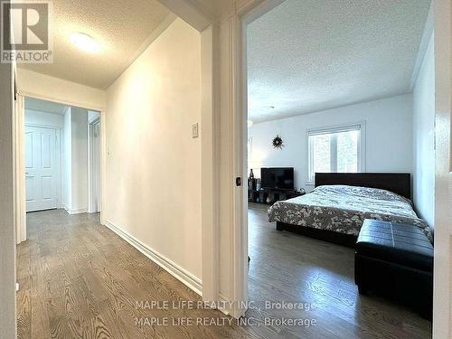 48 Brookshill Crescent, Richmond Hill, ON - Indoor Photo Showing Bedroom