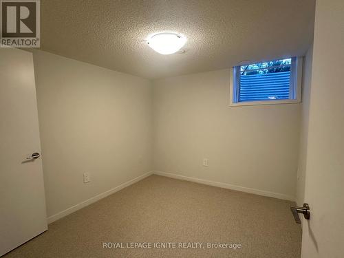 85 - 39 Honeycrisp Crescent, Vaughan, ON - Indoor Photo Showing Other Room