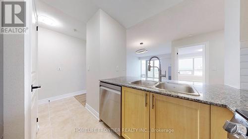 1007 - 7 North Park Road, Vaughan, ON - Indoor Photo Showing Kitchen With Double Sink