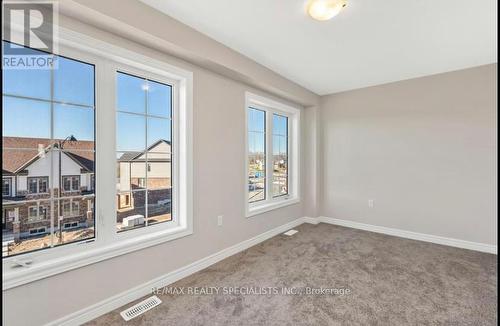 765 Linden Drive, Cambridge, ON - Indoor Photo Showing Other Room