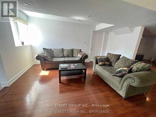 119 Petticoat Road, Vaughan, ON - Indoor Photo Showing Living Room