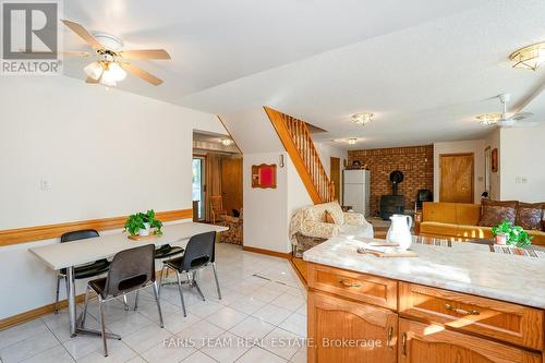 84 Wendake Road, Tiny, ON - Indoor Photo Showing Dining Room