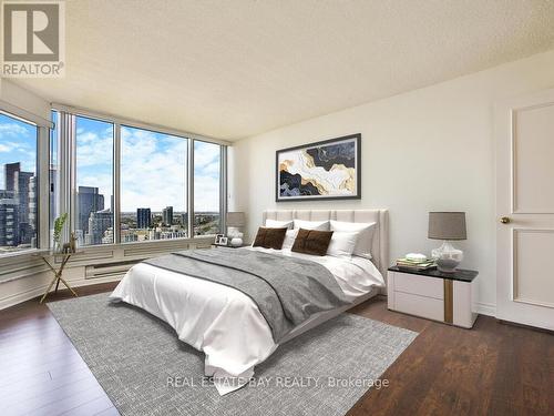 3309 - 1 Palace Pier Court, Toronto, ON - Indoor Photo Showing Bedroom