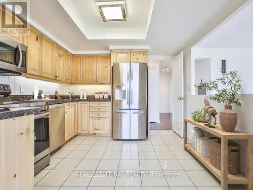 3309 - 1 Palace Pier Court, Toronto, ON - Indoor Photo Showing Kitchen With Stainless Steel Kitchen