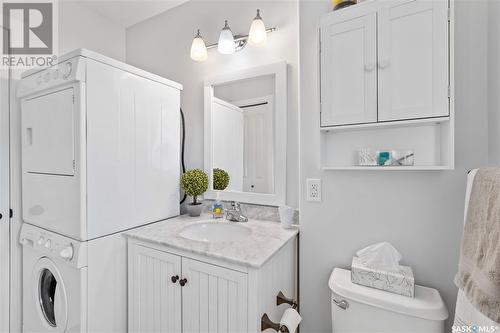 15 Humboldt Lake Drive, Humboldt Lake, SK - Indoor Photo Showing Laundry Room