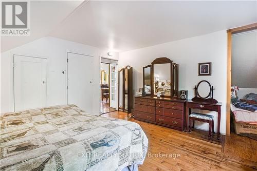 6221 County 10 Road, Prescott And Russell, ON - Indoor Photo Showing Bedroom